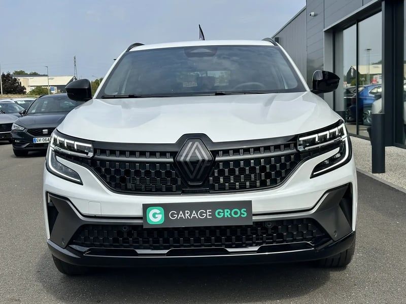 Photo de la voiture RENAULT AUSTRAL E-Tech full hybrid 200 GSR2 Iconic esprit Alpine