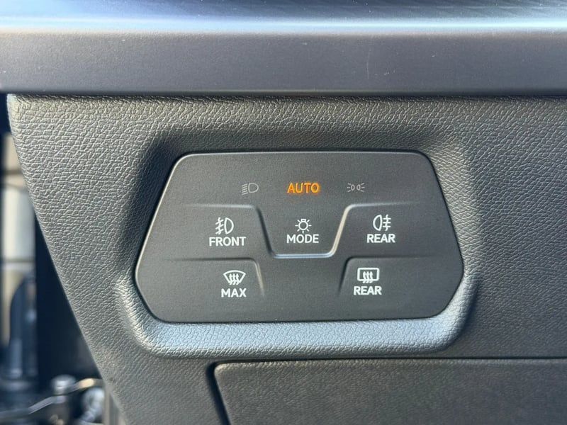 Photo de la voiture CUPRA FORMENTOR 1.5 eTSI Hybrid 150 ch DSG7 V