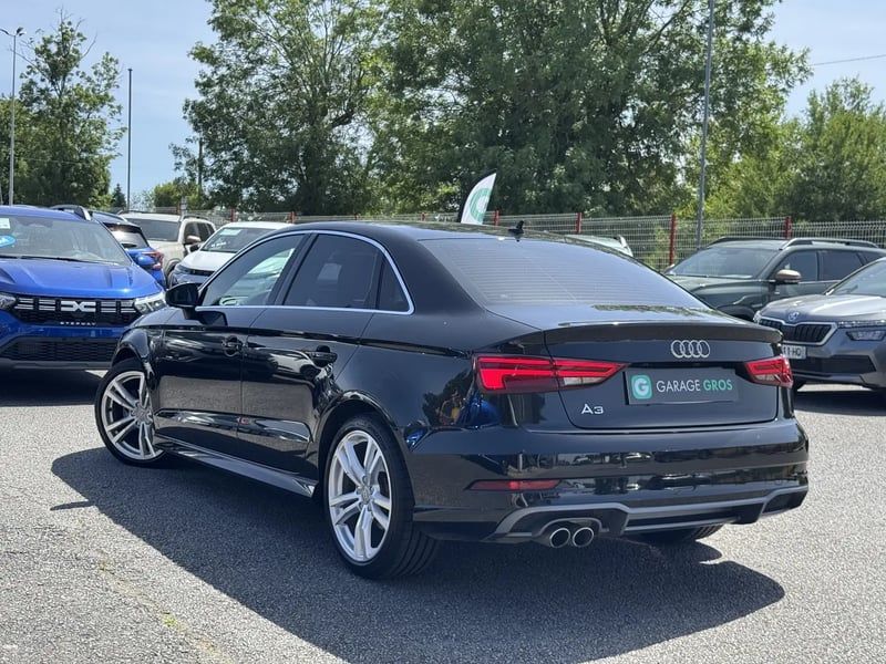 Photo de la voiture AUDI A3 BERLINE 2.0 TDI 150 S tronic 6 Sport