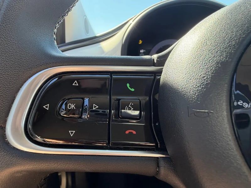 Photo de la voiture FIAT 500e BERLINE 500 e 118 ch Nouvelle 500