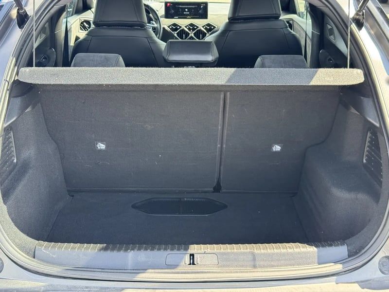 Photo de la voiture DS DS 3 CROSSBACK DS3 Crossback BlueHDi 130 EAT8 Performance Line+