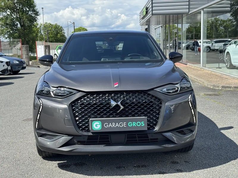 Photo de la voiture DS DS 3 CROSSBACK DS3 Crossback BlueHDi 130 EAT8 Performance Line+