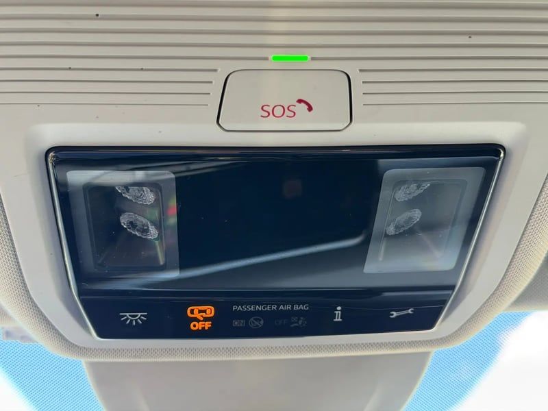 Photo de la voiture VOLKSWAGEN GOLF 1.5 eTSI OPF 130 DSG7 Active