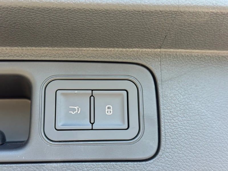 Photo de la voiture BYD SEAL U 1.5l DM-i 218 ch PHEV Boost