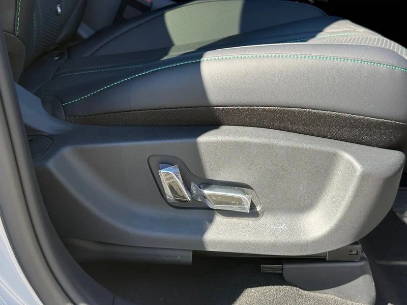Photo de la voiture BYD SEAL U 1.5l DM-i 218 ch PHEV Boost