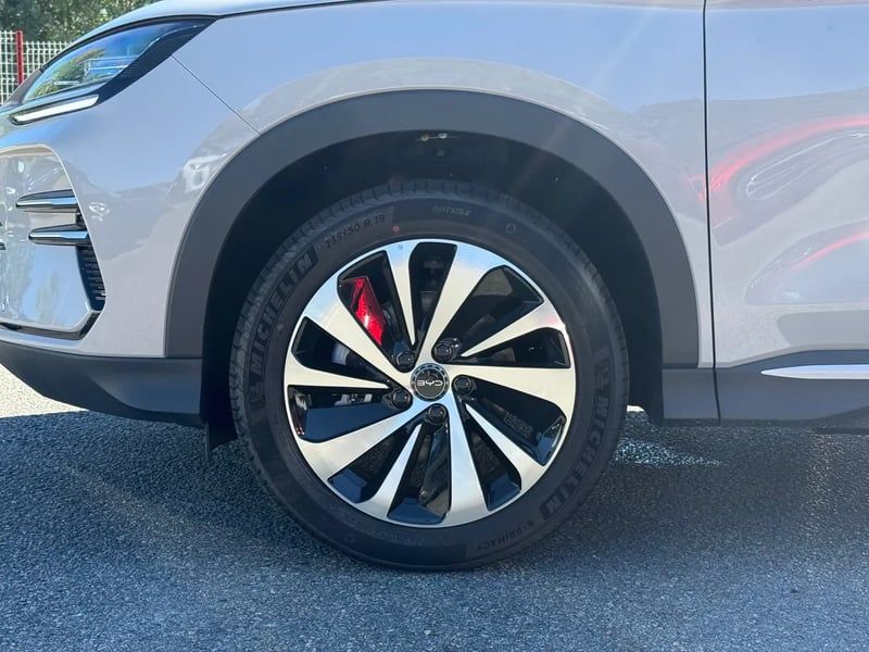 Photo de la voiture BYD SEAL U 1.5l DM-i 218 ch PHEV Boost