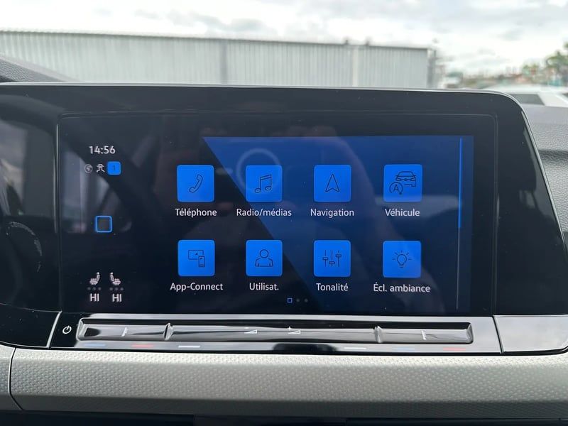 Photo de la voiture VOLKSWAGEN GOLF 1.5 TSI 150 BVM6 Active - 5P