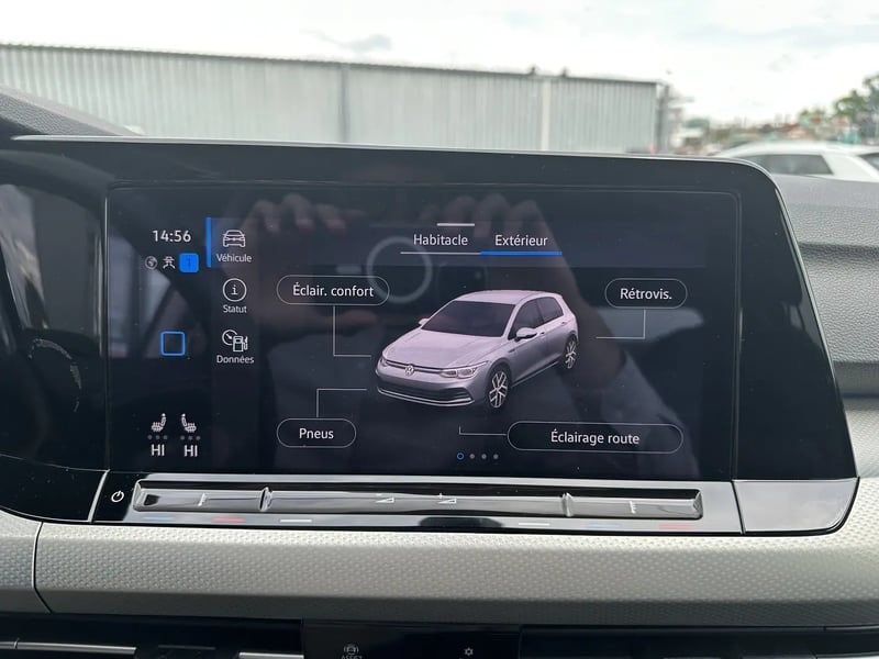 Photo de la voiture VOLKSWAGEN GOLF 1.5 TSI 150 BVM6 Active - 5P