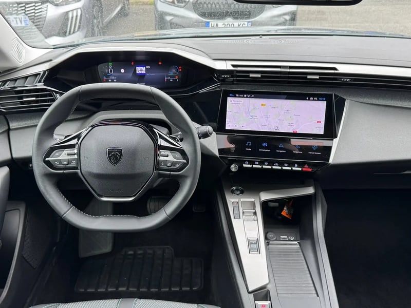 Photo de la voiture PEUGEOT 308 Hybrid 145 e-DCS6 Allure
