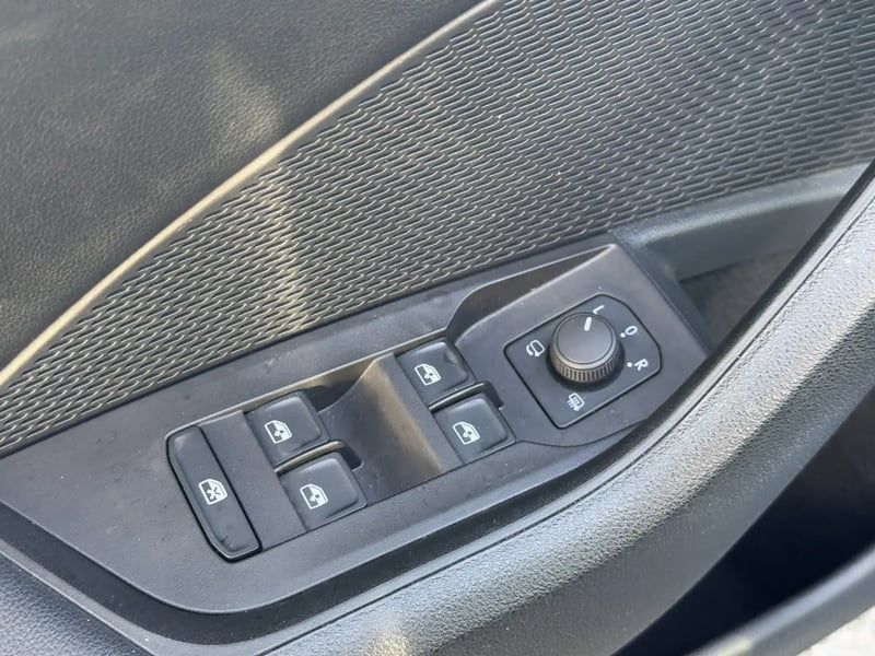 Photo de la voiture SKODA OCTAVIA 2.0 TDI 150 ch DSG7 Style