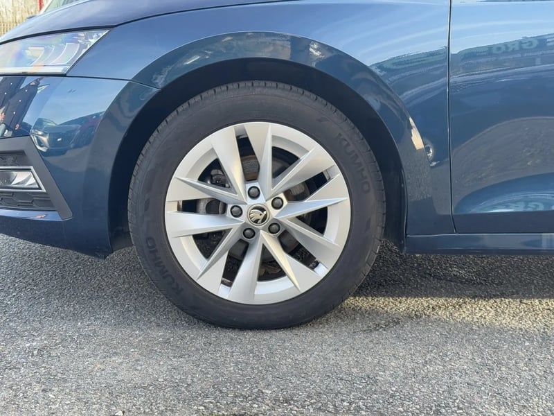 Photo de la voiture SKODA OCTAVIA 2.0 TDI 150 ch DSG7 Style