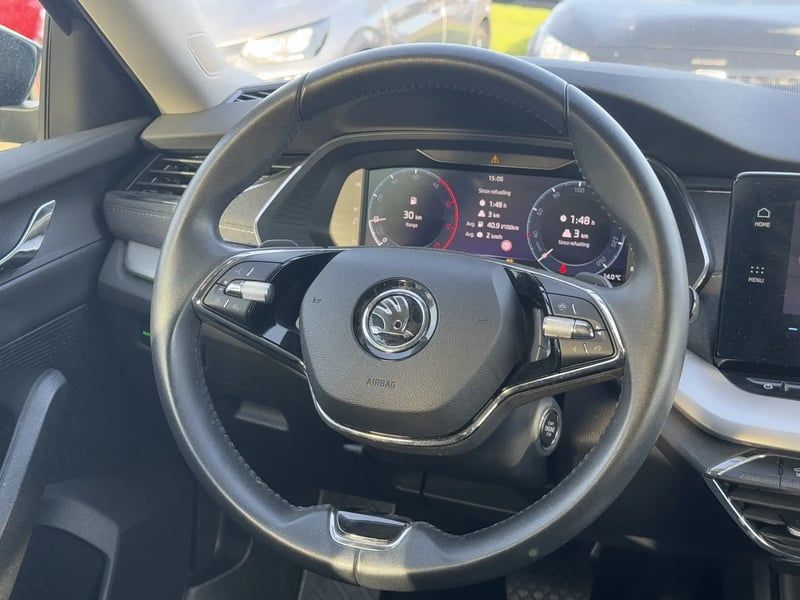 Photo de la voiture SKODA OCTAVIA 2.0 TDI 150 ch DSG7 Style