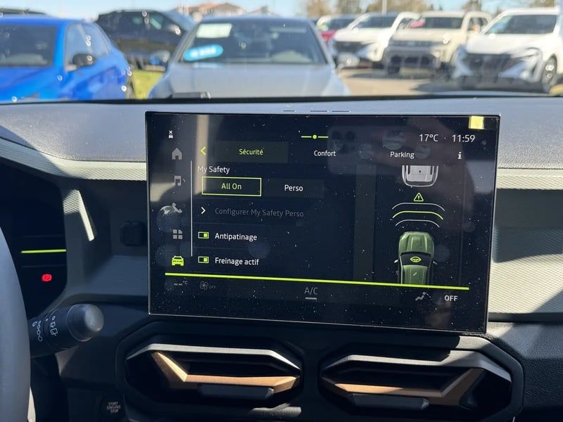 Photo de la voiture DACIA DUSTER TCe 130 4x2 Extreme