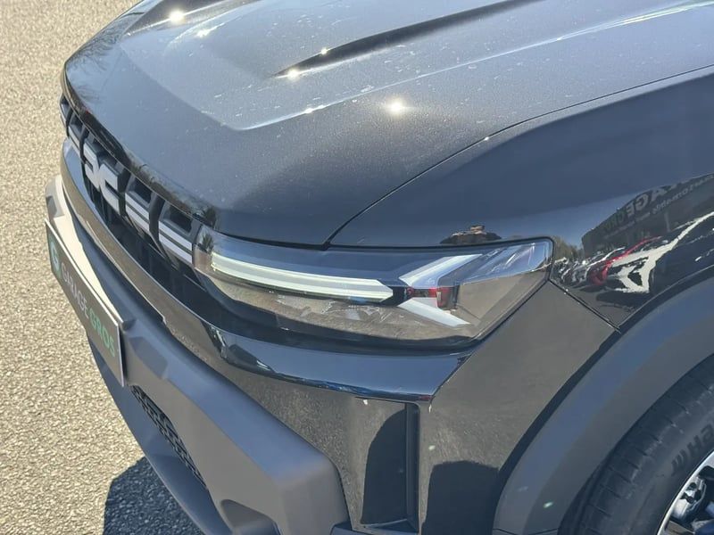 Photo de la voiture DACIA DUSTER TCe 130 4x2 Extreme