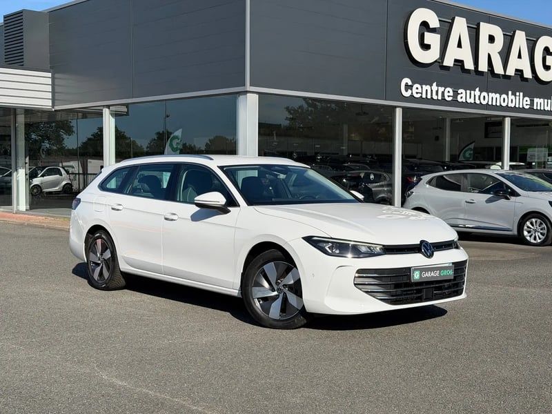 Photo de la voiture VOLKSWAGEN PASSAT 2.0 TDI EVO SCR 150 DSG7 Life Plus