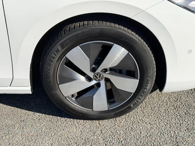 Photo de la voiture VOLKSWAGEN PASSAT 2.0 TDI EVO SCR 150 DSG7 Life Plus