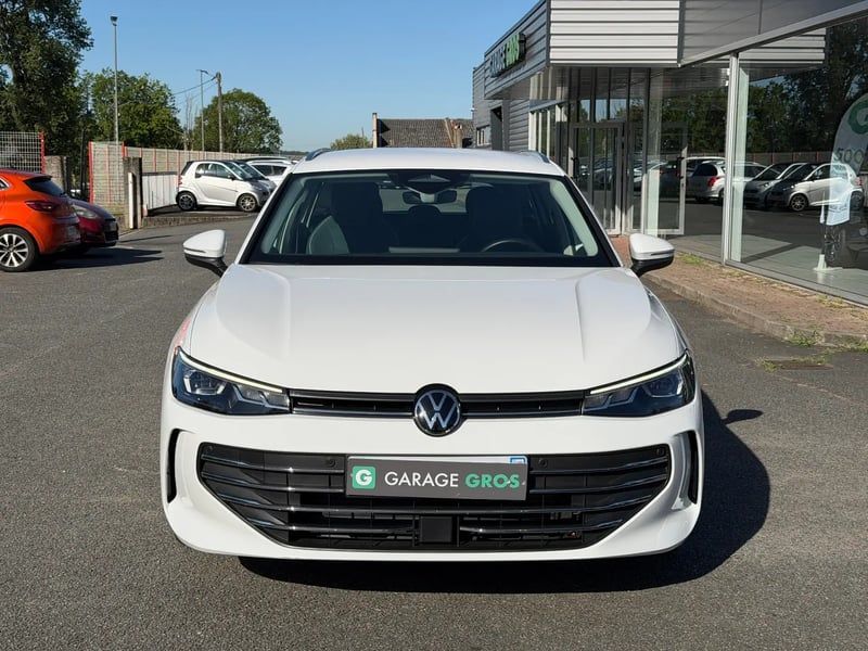 Photo de la voiture VOLKSWAGEN PASSAT 2.0 TDI EVO SCR 150 DSG7 Life Plus