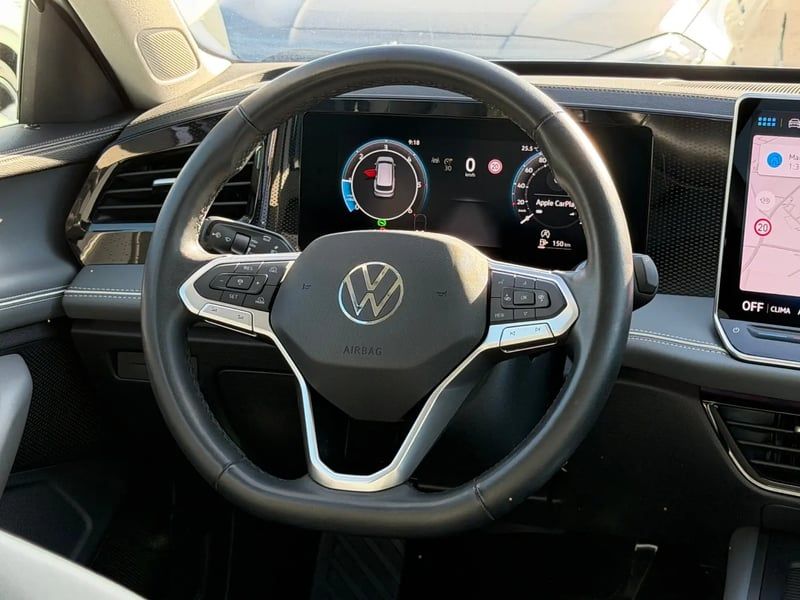 Photo de la voiture VOLKSWAGEN PASSAT 2.0 TDI EVO SCR 150 DSG7 Life Plus