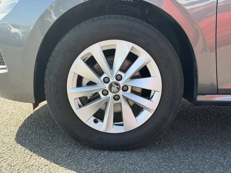 Photo de la voiture SKODA KAMIQ 1.0 TSI Evo 2 116 ch BVM6 Selection