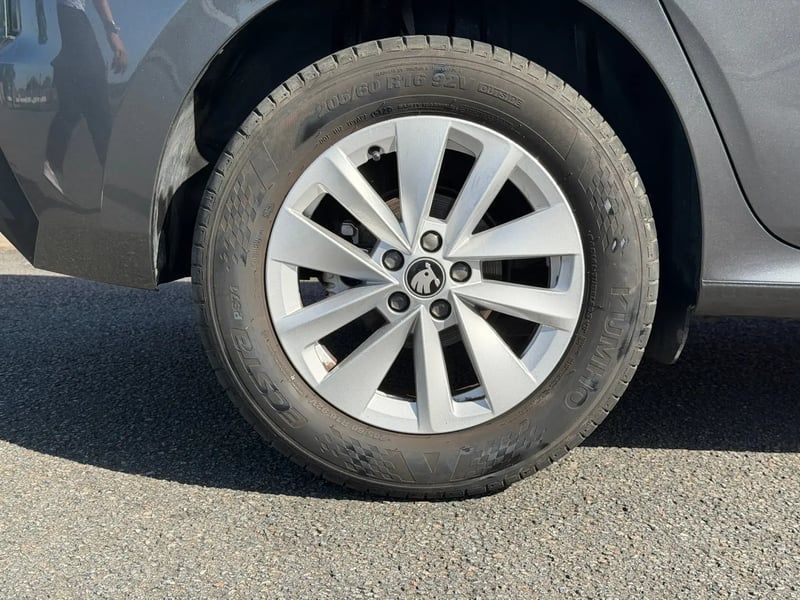 Photo de la voiture SKODA KAMIQ 1.0 TSI Evo 2 116 ch BVM6 Selection