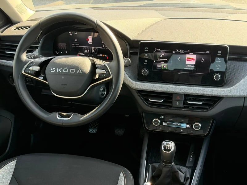Photo de la voiture SKODA KAMIQ 1.0 TSI Evo 2 116 ch BVM6 Selection