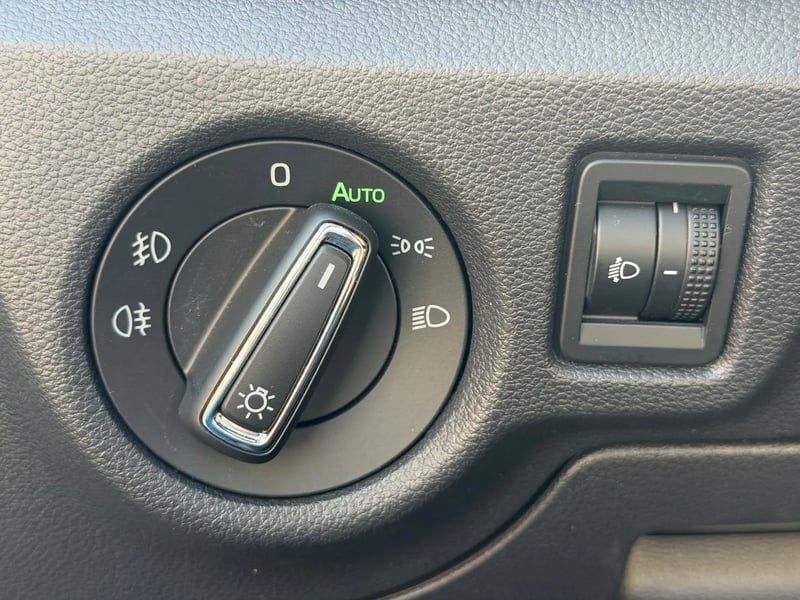 Photo de la voiture SKODA KAMIQ 1.0 TSI Evo 2 116 ch BVM6 Selection