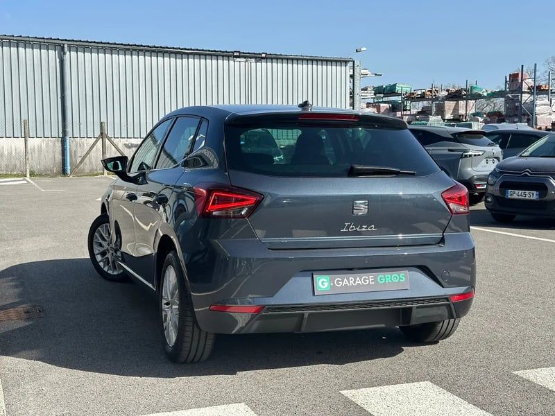 Photo de la voiture SEAT IBIZA 1.0 TSI 110 ch S/S BVM6 Copa