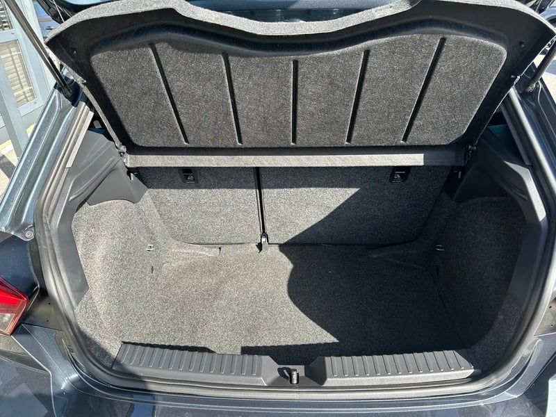 Photo de la voiture SEAT IBIZA 1.0 TSI 110 ch S/S BVM6 Copa
