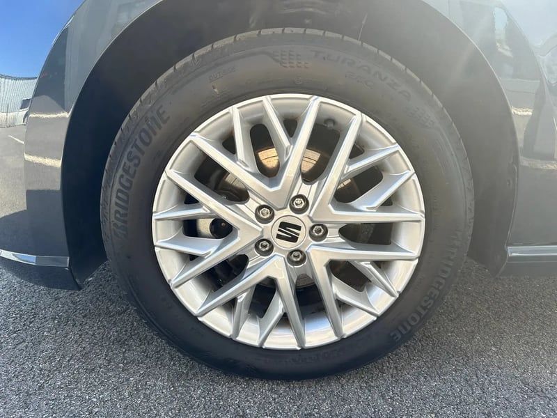 Photo de la voiture SEAT IBIZA 1.0 TSI 110 ch S/S BVM6 Copa