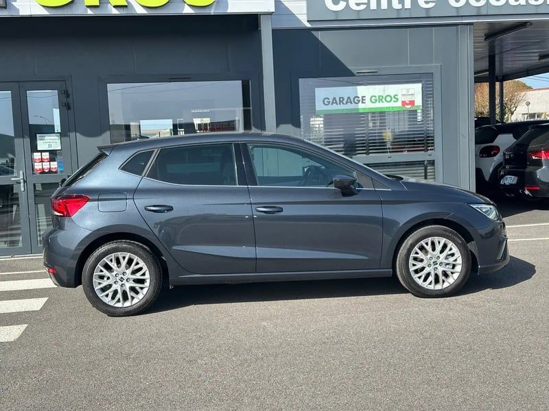 Photo de la voiture SEAT IBIZA 1.0 TSI 110 ch S/S BVM6 Copa