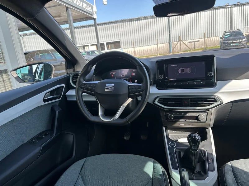 Photo de la voiture SEAT IBIZA 1.0 TSI 110 ch S/S BVM6 Copa