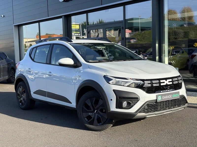 Photo de la voiture DACIA SANDERO TCe 90 CVT GSR2 Stepway Expression