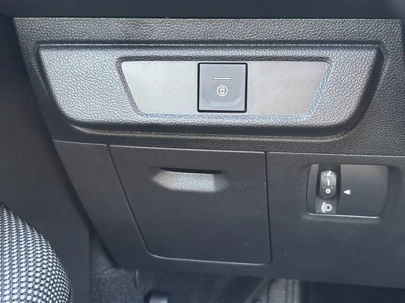 Photo de la voiture DACIA SANDERO TCe 90 CVT GSR2 Stepway Expression