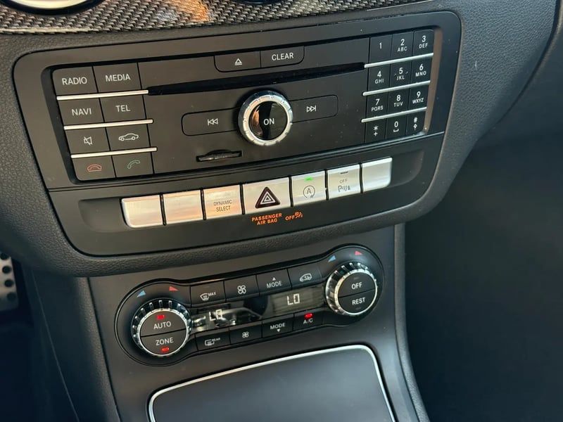Photo de la voiture MERCEDES-BENZ CLASSE B 180 d 7-G DCT Fascination