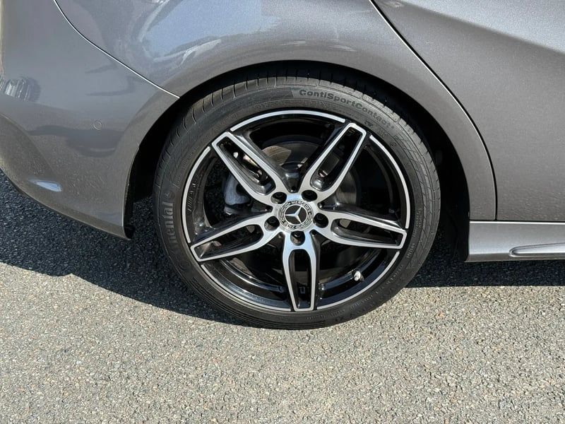 Photo de la voiture MERCEDES-BENZ CLASSE B 180 d 7-G DCT Fascination