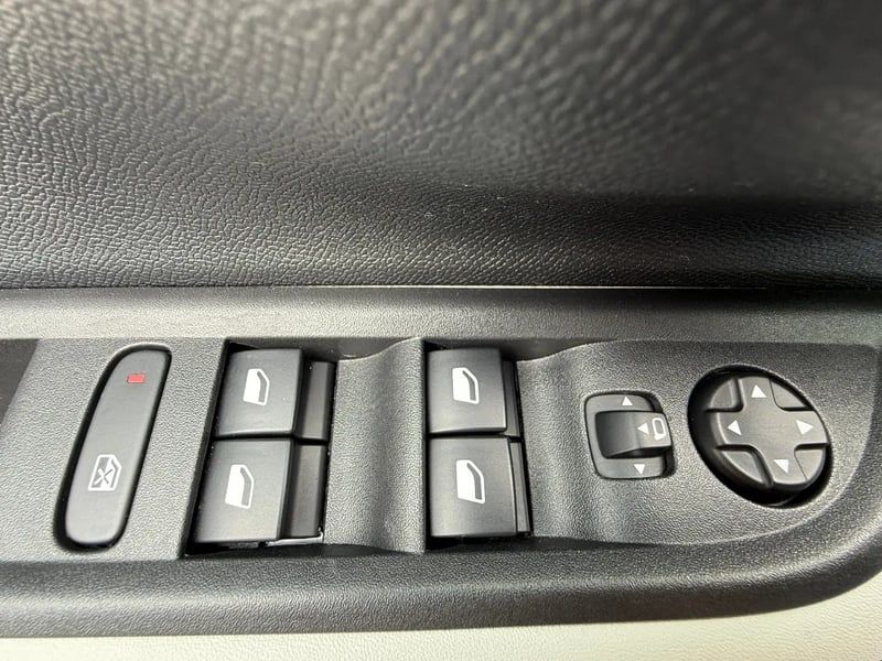 Photo de la voiture CITROEN C3 Turbo 100 ch Manuelle Max