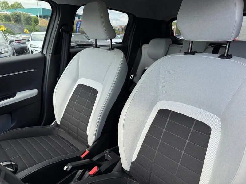 Photo de la voiture CITROEN C3 Turbo 100 ch Manuelle Max