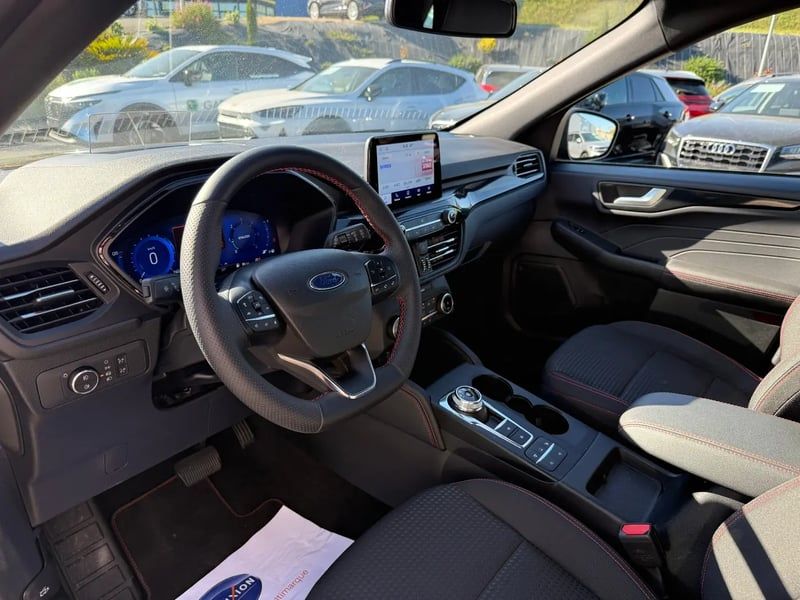 Photo de la voiture FORD KUGA 2.0 EcoBlue 120 BVA8 ST-Line