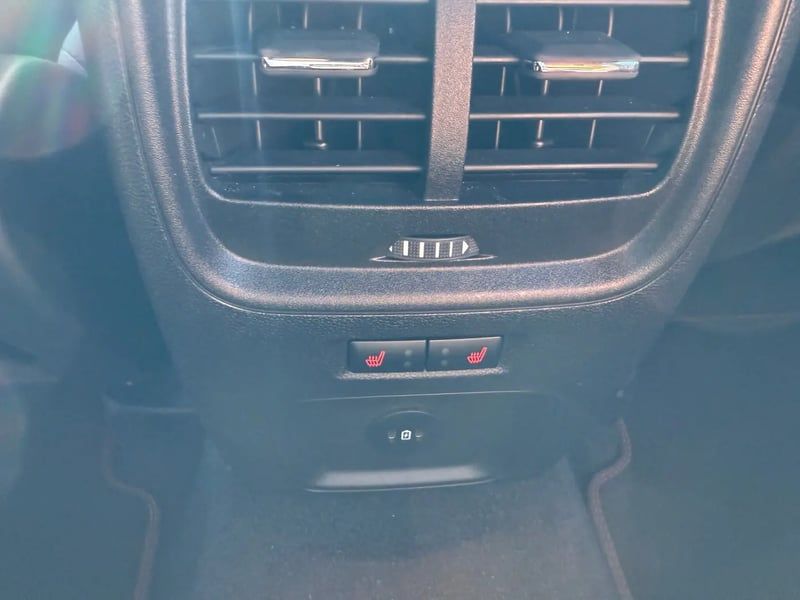 Photo de la voiture FORD KUGA 2.0 EcoBlue 120 BVA8 ST-Line