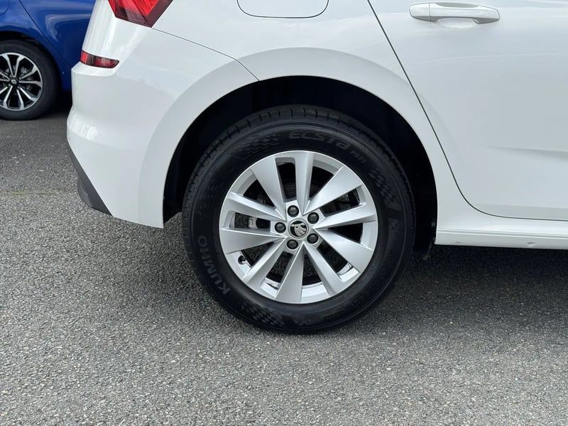 Photo de la voiture SKODA KAMIQ 1.0 TSI Evo 110 ch DSG7 Ambition