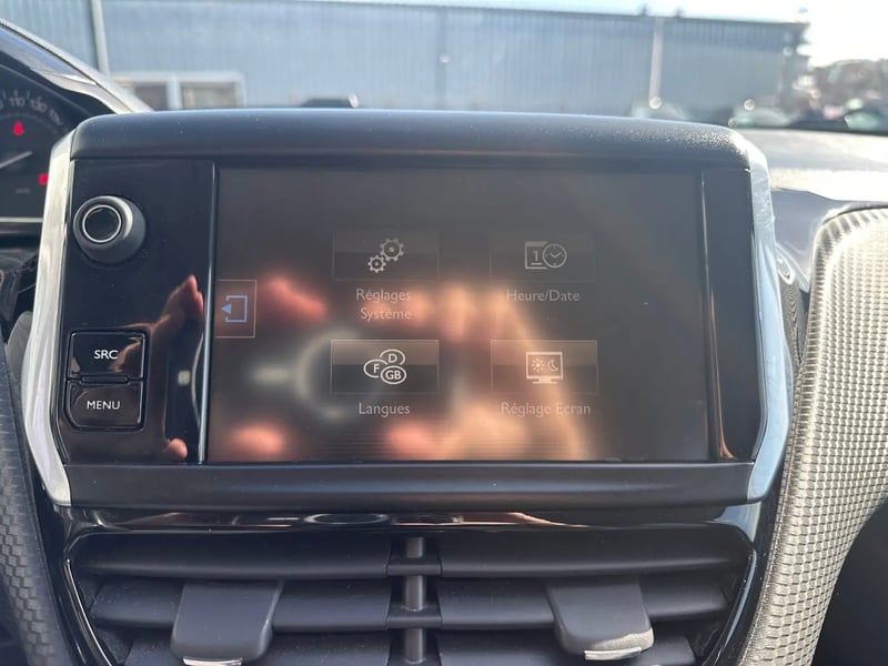 Photo de la voiture PEUGEOT 2008 1.2 PureTech 82ch BVM5 Style