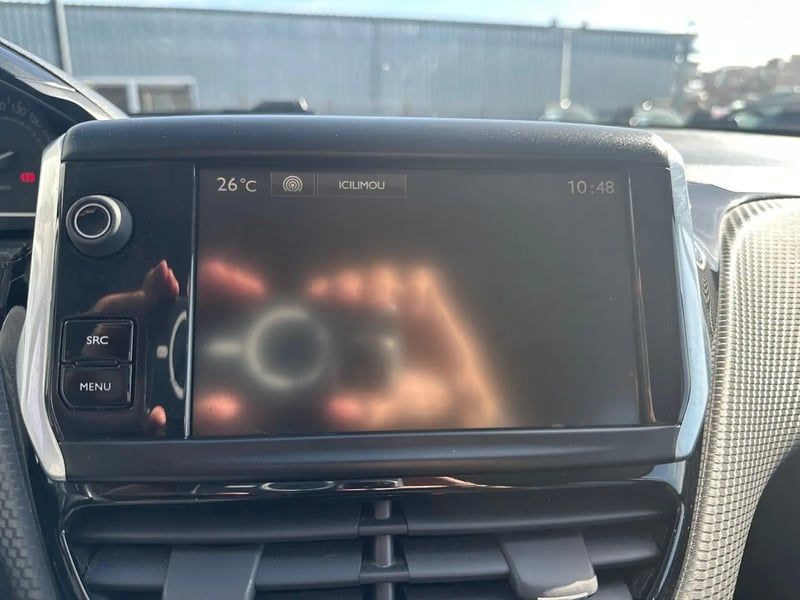 Photo de la voiture PEUGEOT 2008 1.2 PureTech 82ch BVM5 Style
