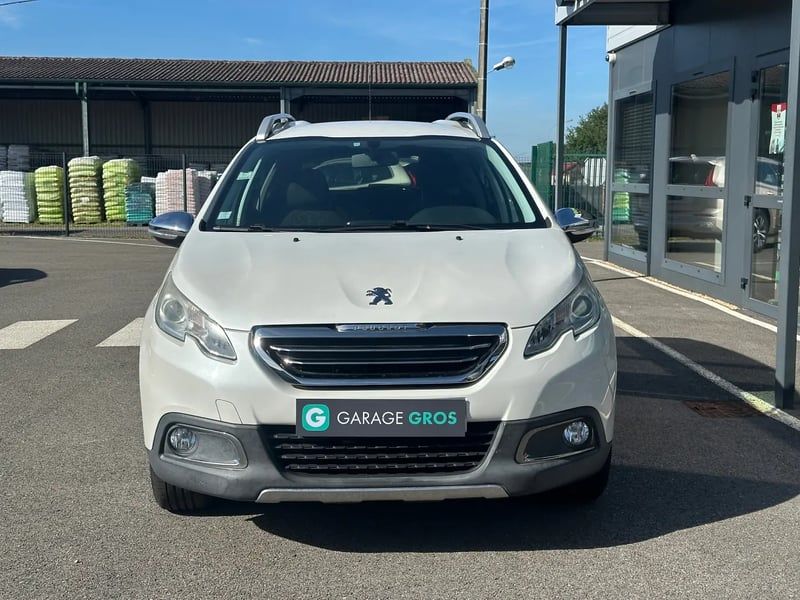 Photo de la voiture PEUGEOT 2008 1.2 PureTech 82ch BVM5 Style