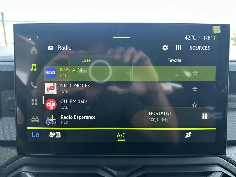 Photo de la voiture DACIA DUSTER Mild Hybrid 130 Journey