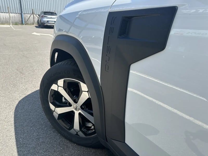 Photo de la voiture DACIA DUSTER Mild Hybrid 130 Journey