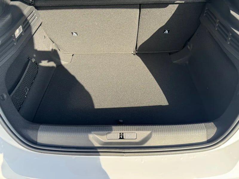 Photo de la voiture PEUGEOT 308 BlueHDi 130ch S&S EAT8 Style