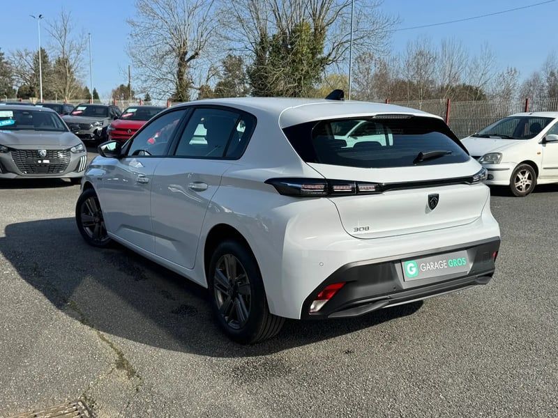 Photo de la voiture PEUGEOT 308 BlueHDi 130ch S&S EAT8 Style