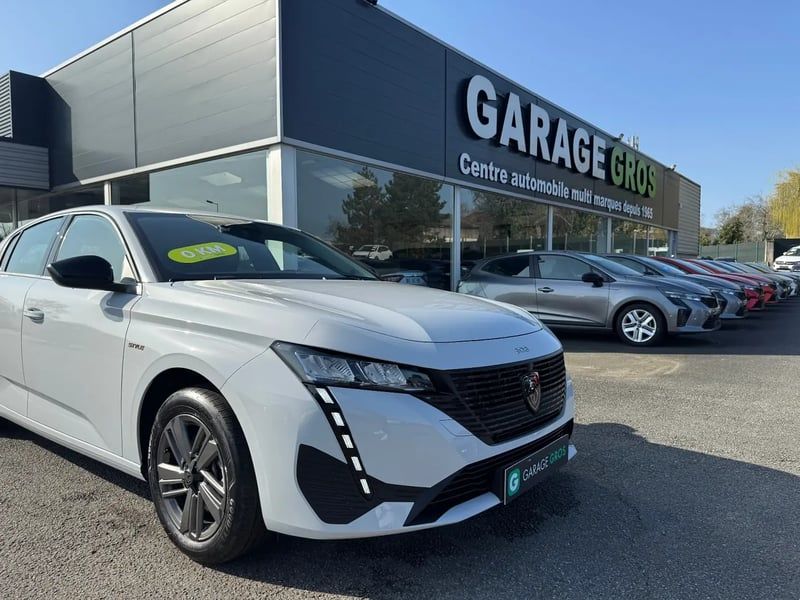 Photo de la voiture PEUGEOT 308 BlueHDi 130ch S&S EAT8 Style