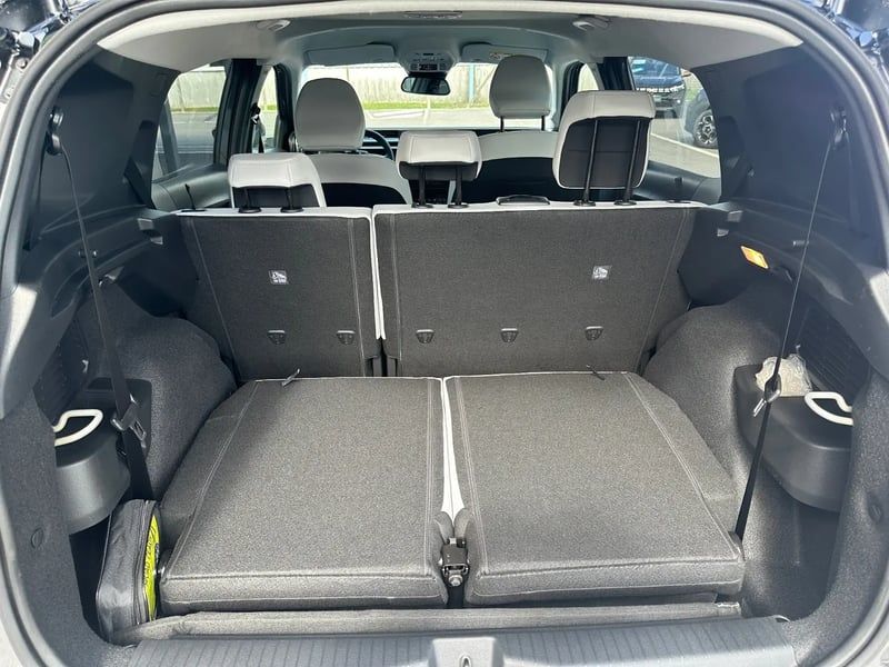 Photo de la voiture CITROEN C3 AIRCROSS Hybride 145 ch Aut Max