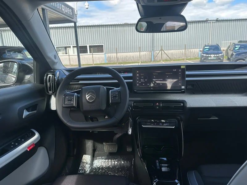 Photo de la voiture CITROEN C3 AIRCROSS Hybride 145 ch Aut Max